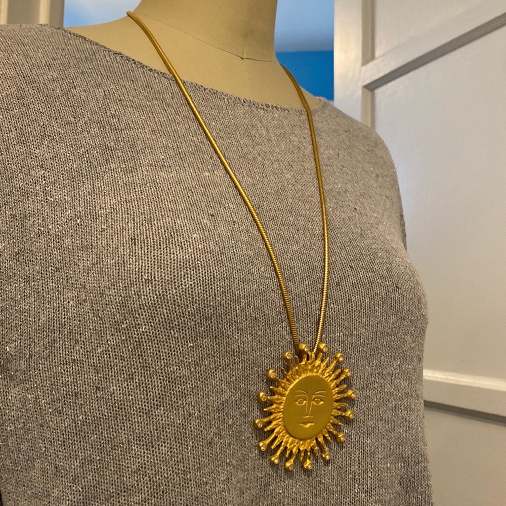 Vintage 1990s sun costume jewelry necklace from The Icing - Picture 3 of 5
